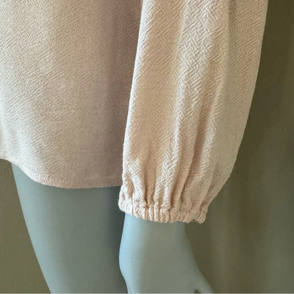 XIRENA Camila Crepe Top Rosefinch Pale Pink V-Neck Long Sleeve Loose Fit Size SM - Picture 9 of 16